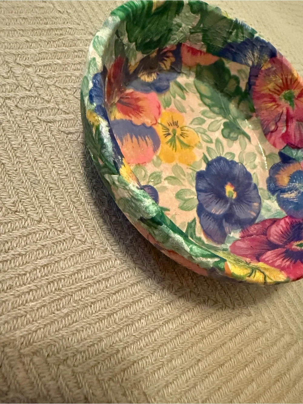 Original Use Floral Pansy Pattern Decorative Bowls in Pink, Yellow, Blue, Green